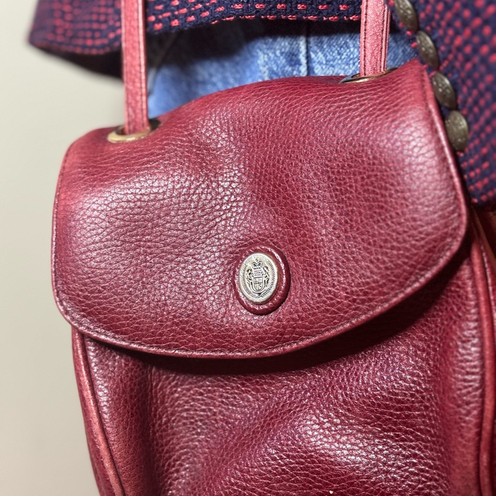 Elegant Burgundy Leather Bag